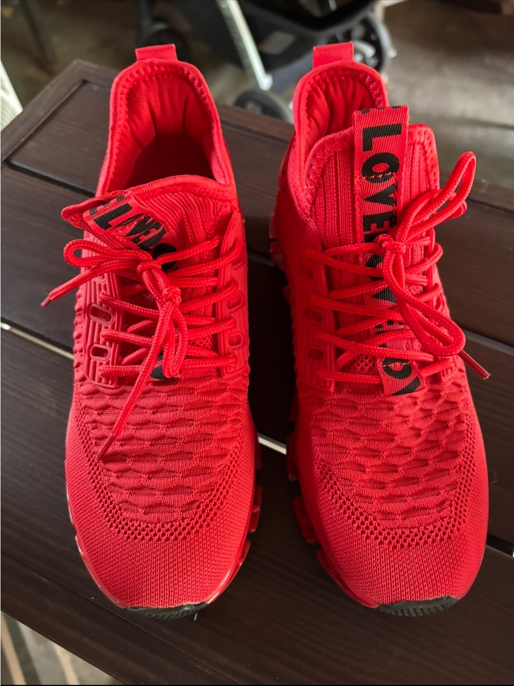 Source Unknown Red Women's Athletic Knit Sneakers